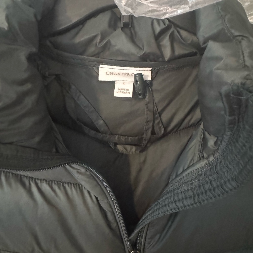 Women's Green Puffer Jacket - Picture 2 of 3